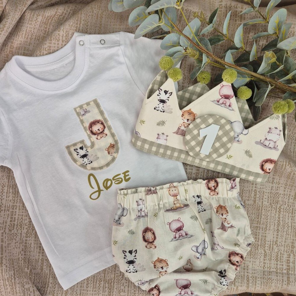 Pack cumpleaños Safari Inicial Bordado Personalizado