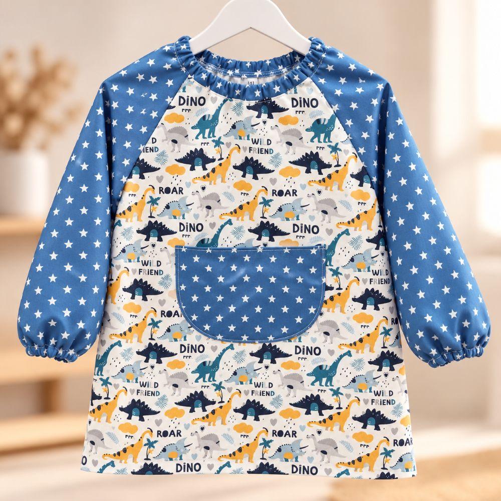Babi escolar de dinosaurios personalizado con nombre, mangas azules de estrellas y bolsillo delantero de The Paradise Noah.